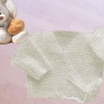 modele tricot bébé cache coeur #11