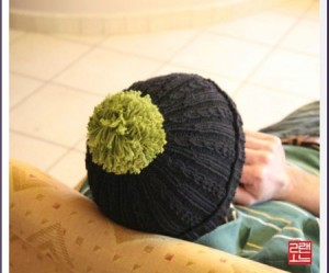 photo tricot modèle tricot bonnet pompon 18