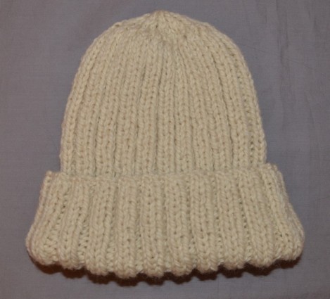 photo tricot patron pour tricoter un bonnet en laine 4