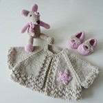 photo tricot modele gratuit tricot layette gilet 10