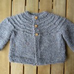 photo tricot modele gratuit tricot layette gilet 2