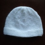 photo tricot modele tricot bonnet bebe naissance 3
