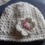 photo tricot modele tricot bonnet bébé 6 mois 9