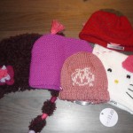 photo tricot modele tricot bonnet hello kitty 10