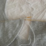 photo tricot modele tricot debutant layette 17