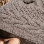 photo tricot modèle tricot bonnet homme avec pompon 13