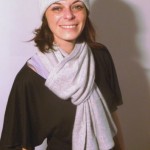 photo tricot modèle tricot bonnet écharpe femme 2