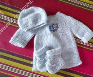 photo tricot tricoter modele layette 18