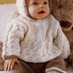 photo tricot modèle tricot gilet capuche fille 15