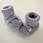 photo tricot modele tricot bebe chaussons