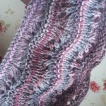 photo tricot modele tricot echarpe laine katia 18